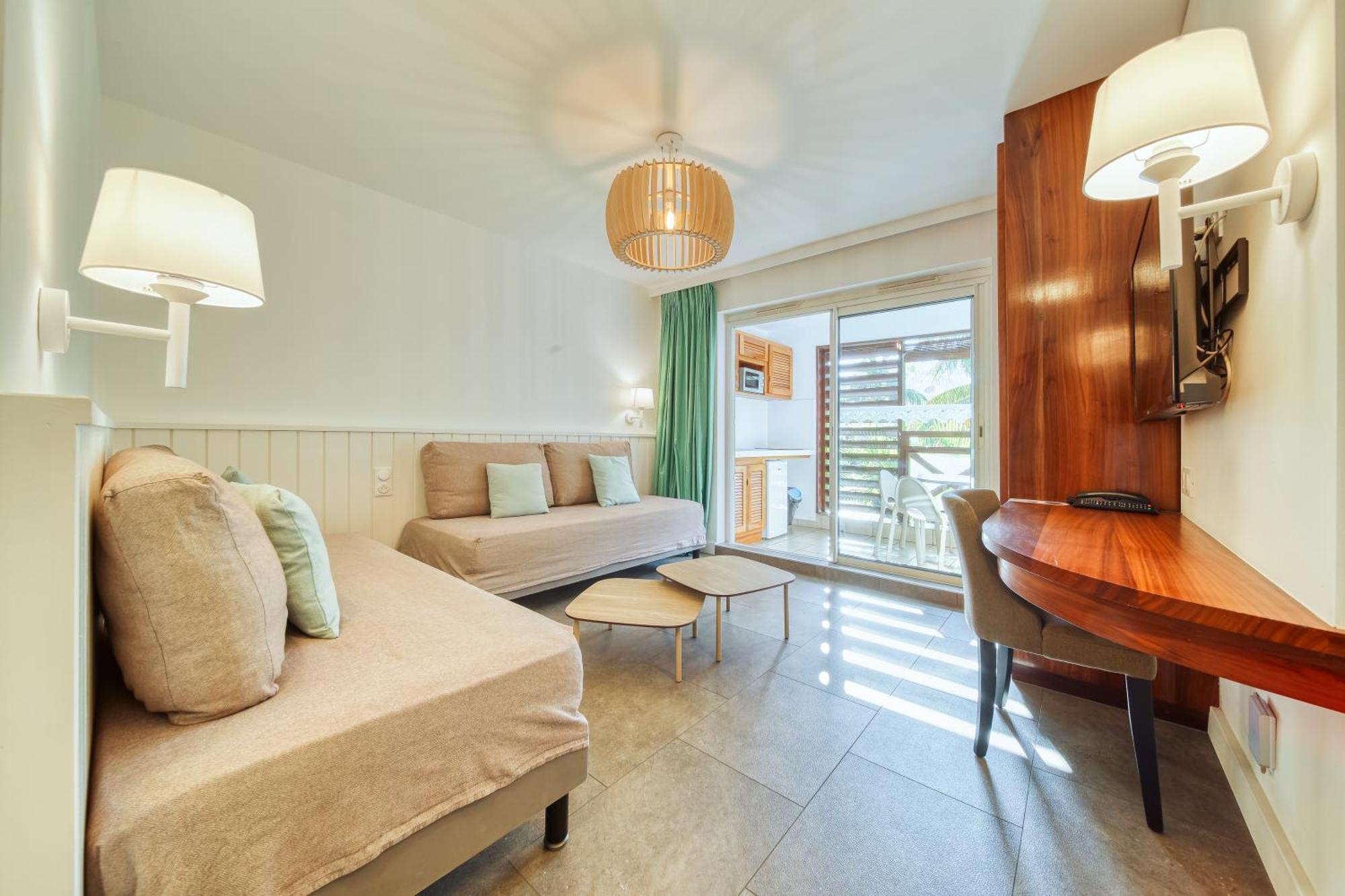 Residence Tropic Appart Hotel سان جيل لي بان المظهر الخارجي الصورة