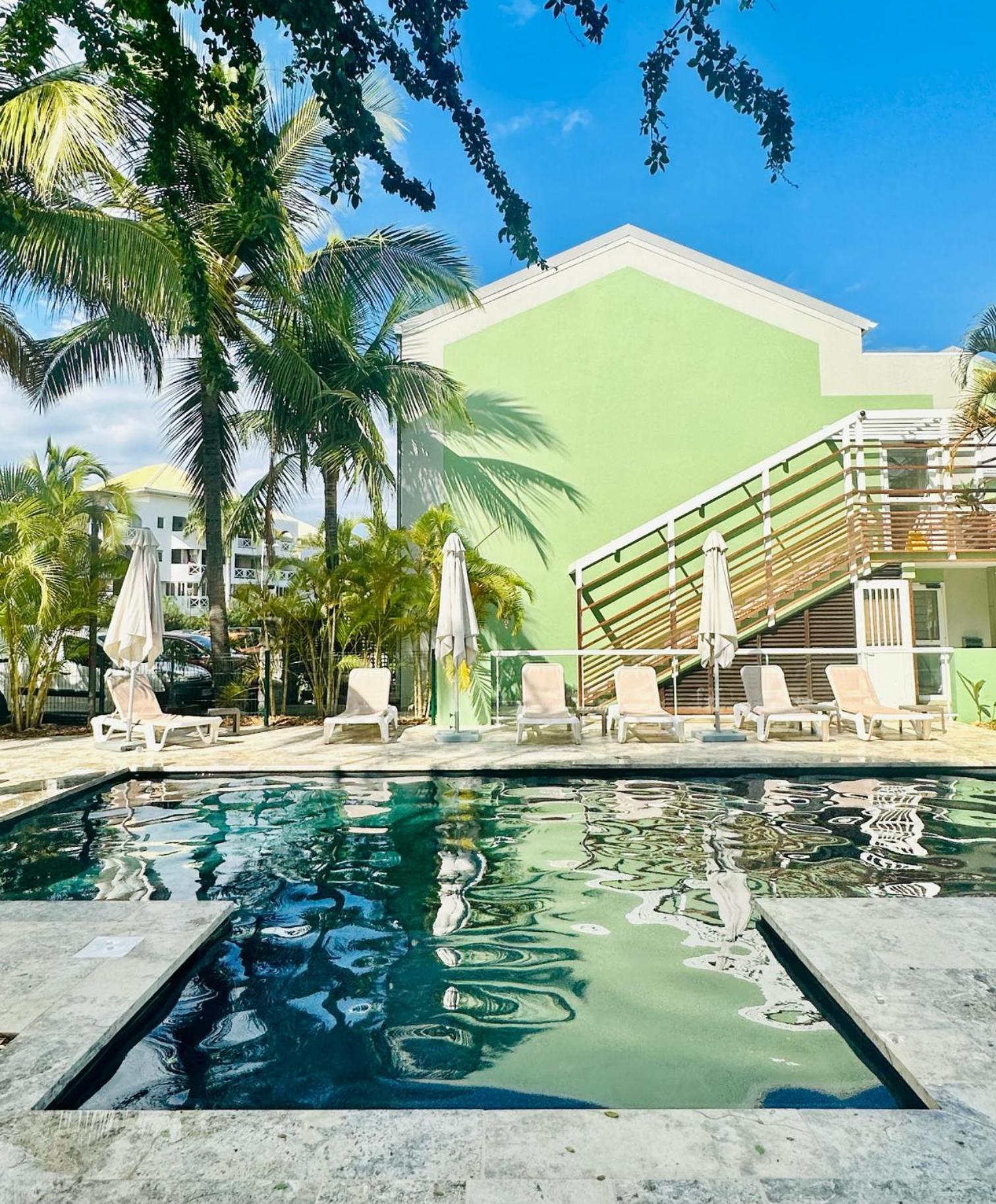 Residence Tropic Appart Hotel سان جيل لي بان المظهر الخارجي الصورة