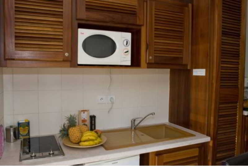 Residence Tropic Appart Hotel سان جيل لي بان المظهر الخارجي الصورة